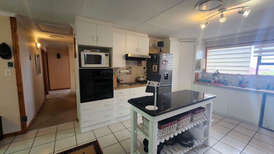 3 Bedroom Property for Sale in Dana Bay Western Cape
